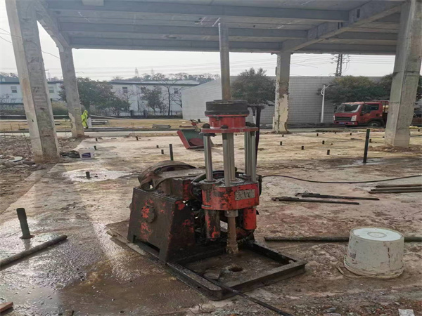 定日袖阀管小导管注浆加固施工工艺